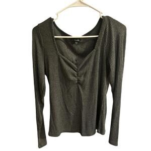 Gray mittoshop long sleeve